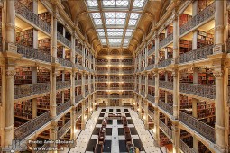 کتابخانه جورج پی بادی در مریلند امریکا