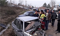 خبرگزاری فارس: انحراف یک دستگاه خودروی پژو 405 در محور مشهد - نیشابور 3 مصدوم بر جای گذاشت