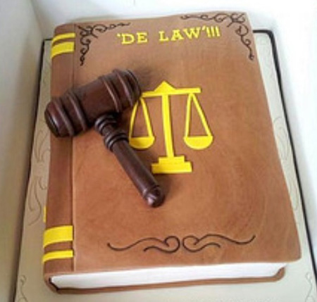 کیک به مناسبت روز وکیل, کیک ویژه روز وکیل