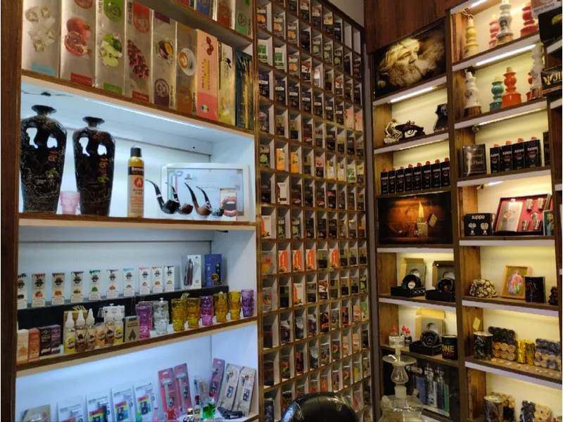 فروشگاه کارن؛ دنیایی از هنر و لحظات ناب در قلب مشهد